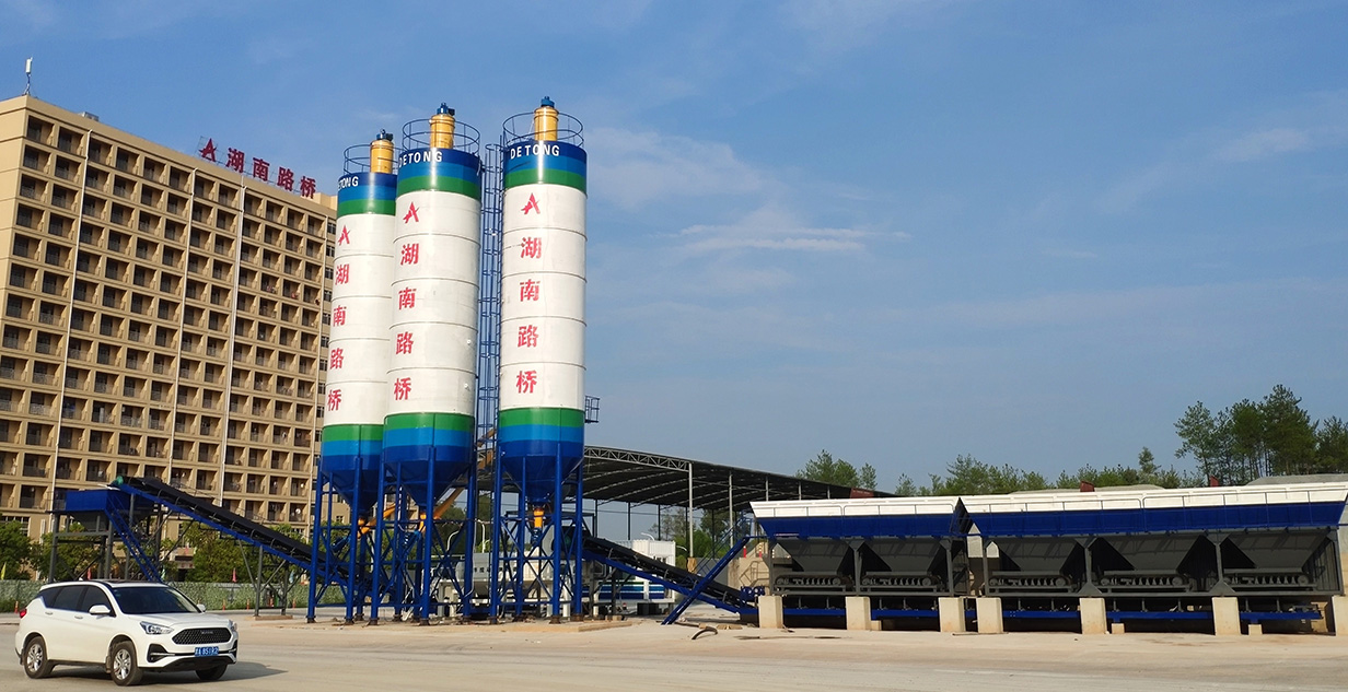 Установка для смешивания стабилизированного грунта WCQ800-S